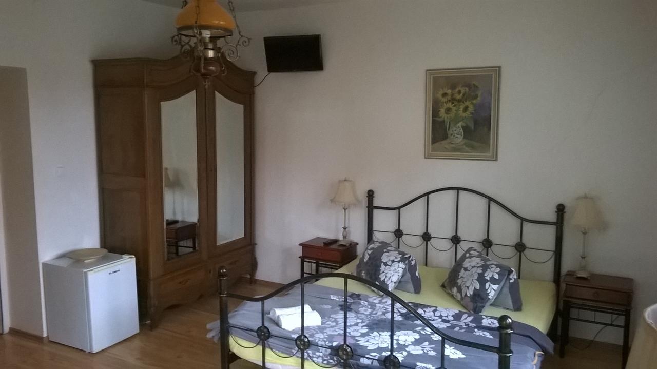 Penzion Vecerka Lednice Ngoại thất bức ảnh